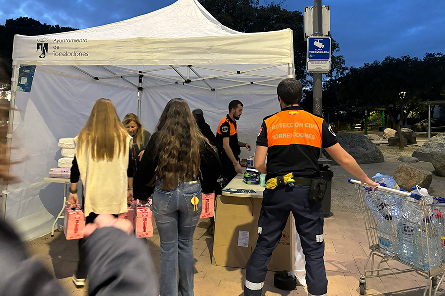 Torrelodones pone en marcha una Campaña solidaria de recogida de alimentos para los damnificados de la DANA de Valencia